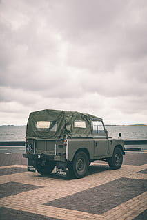 veicolo grigio, camionetta, auto, Olanda, Ameland, grigio, furgone, caravan, veicolo, mezzi di trasporto, automobile, suv, strada, il motore, motore, macchina, fuori strada, ghiaia, strada sterrata, verde, parcheggio, veicolo terrestre, nuvola - cielo, cielo, modo di trasporto, giorno, natura, veicolo a motore, acqua, nessuno, camion, all'aperto, mare, terra, attività commerciale, nuvoloso, trasporto merci, viaggio, 5K, CC0, dominio pubblico, privo di copyright