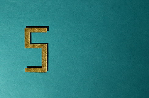 cinci, tip, număr, fundal, aur, card, strălucire, decorativ, șablon, metalic, luminos, aniversare, zi de nastere, ani, albastru, spațiu copie, nici o persoana, în interior, fundaluri, a închide, cadru complet, fundal colorat, un singur obiect, montare pe perete, studio shot, texturată, elimina, Culoarea verde, comunicare, simplitate, perete, gol, model, fundal verde, fundal albastru, 5K, CC0, domeniu public, fără drepturi de autor