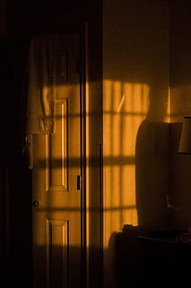 portocale, interior, orb, umbră, apus de soare, în interior, nici o persoana, sticlă - material, reflecţie, noapte, camera de zi, fereastră, transparent, acasă interior, natură, întuneric, iluminat, arhitectură, 5K, CC0, domeniu public, fără drepturi de autor