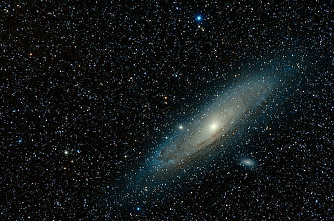 galàxia, espai, astronomia, estrella - espai, nit, cel, exploració espacial, constel · lació, naturalesa, cap gent, bellesa a la natura, misteri, lluminositat, infinit, bellesa, llum - fenomen natural, il·luminat, majestuós, brillant, cúmul estel·lar globular, 2K, CC0, domini públic, lliure de regalies