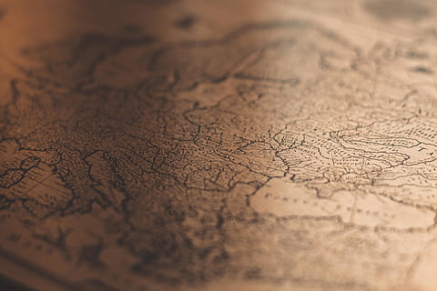 Landkarte Abbildung, Karte, selektiver Fokus, keine Leute, Nahansicht, Richtung, Weltkarte, Vollbild, Papier-, Antiquität, Reise, Hintergründe, physische Geographie, Erkundung, Natur, alt, drinnen, extreme Nahaufnahme, Transport, High Angle View, 5K, CC0, gemeinfrei, lizenzfrei