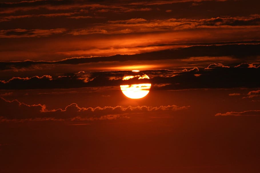 sol, sæt, solnedgang, natur, mørk, Eva, aften, himmel, sky - himmel, skønhed i naturen, orange farve, sollys, scenics - natur, ingen mennesker, dramatisk himmel, ro, idyllisk, afspejling, udendørs, rolig scene, vand, ærefrygt, plads, 1080P