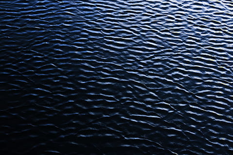 apă ripple, apă, model, albastru, întuneric, ușoară, textură, fundal, clipoci, abstract, Pământ, natură, soție, agua, ocean, lac, plajă, fundaluri, texturată, reflecţie, suprafața apei, mare, încrețit, lichid, val, nici o persoana, texturat efect, umed, a închide, suprafață, model de undă, râu, în aer liber, lucios, 4K, CC0, domeniu public, fără drepturi de autor