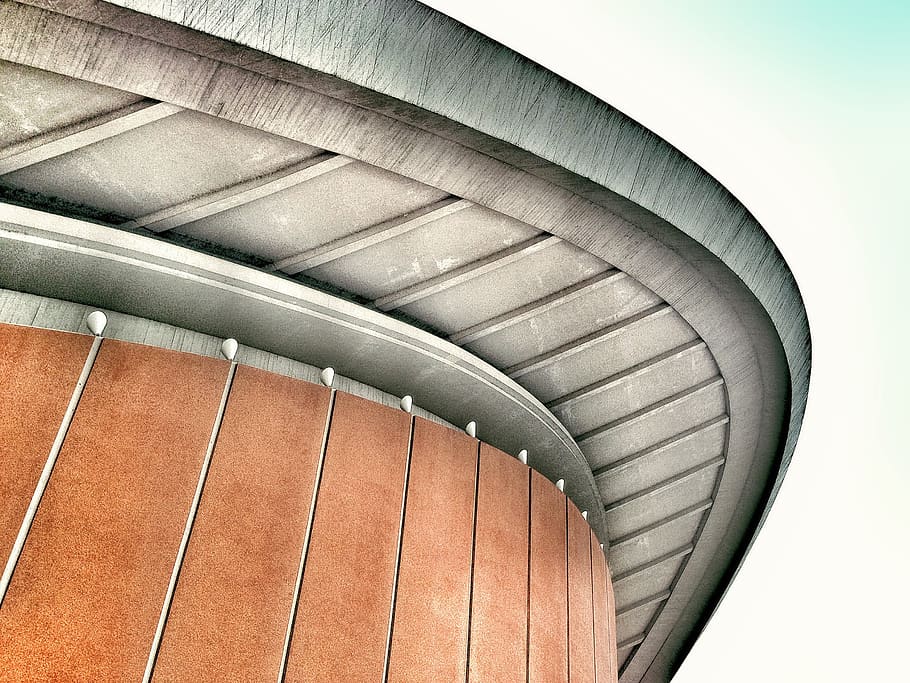 ruda, sidabro ratukas, architektūra, pastatas, perspektyva, struktūrą, pastatyta struktūra, nėra žmonių, modelį, patalpose, dieną, laiptinė, Iš arti, kreivė, laiptai ir laiptai, švarus dangus, mediena - medžiaga, dangus, žemas kampo vaizdas, meno kultūra ir pramogos, modernus, turėklai, dizainas, nebuvimas, eilėje, 2K