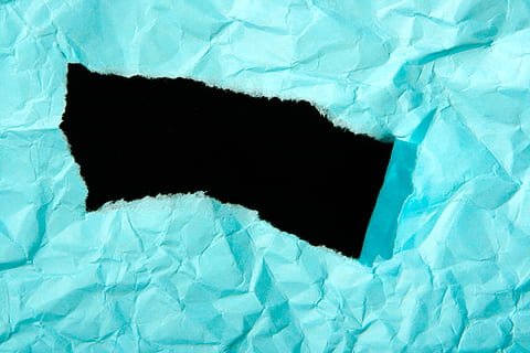 baggrund, , afbestille, ren, tæt på, begreber, krølle, krøllet, knust, slette, Dokumenter, dump, affald, makro, objekt, forældet, gammel, side, papir, genbrug, skrot, enkelt, sparsomme, struktur, hvid, indpakning, rynket, baggrunde, hul, kopiere plads, abstrakt, ingen mennesker, ramme, breaking, revet i stykker, fotografering temaer, beskadiget, blank, skåret ud, ru, hvid farve, indendørs, blå, fuld ramme, smuds, 4K, CC0, offentligt domæne, royaltyfrie