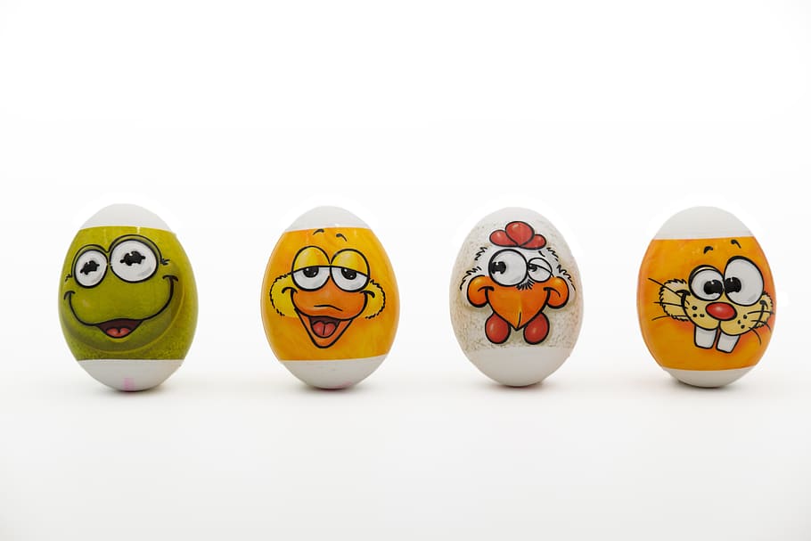 Ostereier, Ostern, Osterfeier, Ei, bunt, Farbe, Frosch, Ente, Hase, hahn, Hähnchen, weißer Hintergrund, Studioaufnahme, anthropomorphes smileygesicht, in einer Reihe, lächelnd, Lebensmittel, drinnen, ausgeschnitten, Gruppe von Objekten, keine Leute, Spaß, Gesundheitswesen und Medizin, Kunst und Handwerk, Halloween, Kreativität, Essen und Trinken, Feier, Humor, anthropomorph, 5K