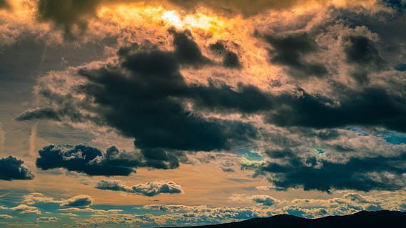 nuvole, cielo, tramonto, controluce, nuvola - cielo, bellezza nella natura, scenics - natura, la tranquillità, scena tranquilla, Cloudscape, cielo drammatico, natura, nessuno, idilliaco, Inquadratura dal basso, all'aperto, ambiente, sfondi, nuvoloso, tempesta, atmosfera, meteorologia, 5K, CC0, dominio pubblico, privo di copyright