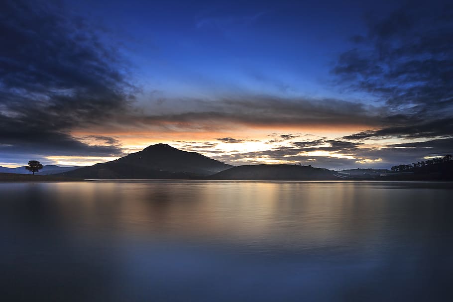 lungo, corpo fotografico dell'esposizione, acqua, spiaggia, nuvole, Cloudscape, alba, crepuscolo, sera, orizzonte, lago, paesaggio, montagna, natura, oceano, all'aperto, riflessione, panoramico, mare, paesaggio marino, riva del mare, silhouette, cielo, skyscape, sole, tramonto, viaggio, scenics - natura, bellezza nella natura, scena tranquilla, la tranquillità, nuvola - cielo, lungomare, catena montuosa, idilliaco, scena non urbana, nessuno, a distanza, montagna innevata, 5K