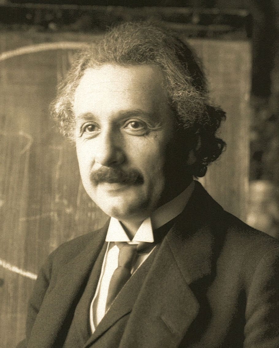 Albert Einstein, retrat, persona, científics, físic, vintage, cara, home, humà, teoria de la relativitat, geni, tirada al cap, una persona, mirant la càmera, homes, ben vestit, vista frontal, persones reals, adult, mascles, roba formal, centrar-se en primer pla, primer pla, dia, vestit, estils de vida, adult madur, negocis, homes madurs, pentinat, roba d'home, 720P
