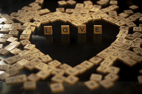clavier, Matériel, matériel informatique, clavier d'ordinateur, électronique, ordinateur, Jeu, domino, mots croisés, jeux d'argent, échecs, fente, dé, puzzle, Ivoire, exploitation minière, fléchettes, bugle, instrument de musique, section en laiton, grand groupe d'objets, la communication, La technologie, texte, à l'intérieur, lien, alphabet, bloc de jouet, lettre, abondance, Technologie sans fil, personne, écriture occidentale, bloc, fermer, nombre, forme de bloc, équipement informatique, clé d'ordinateur, 5K, CC0, domaine public, libre de droits
