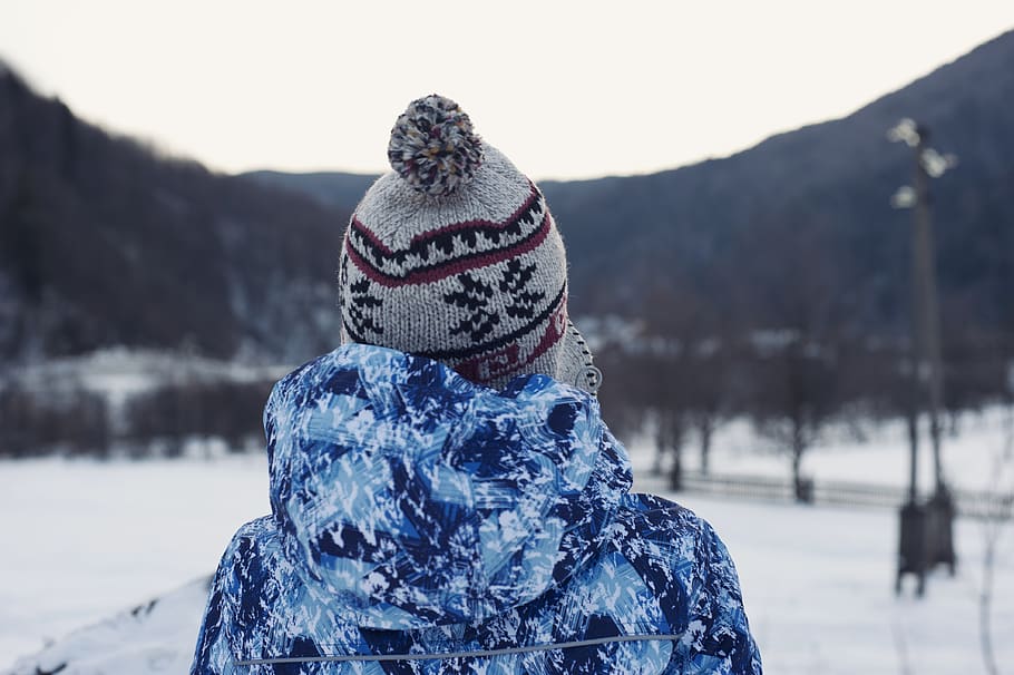 Ucraïna, bukovel, neu, fred, veure, a l'aire lliure, cel, adolescent, esports, brillant, roba, de peu, focus, esquena, muntanya, paio, noi, carpàcia, vista, viatjar, hivern, temperatura de fred, centrar-se en primer pla, roba calenta, dia, una persona, naturalesa, persones reals, retrat, congelat, bellesa a la natura, mamífer, tirada al cap, escenics - natura, primer pla, muntanya nevada, nevar, 4K