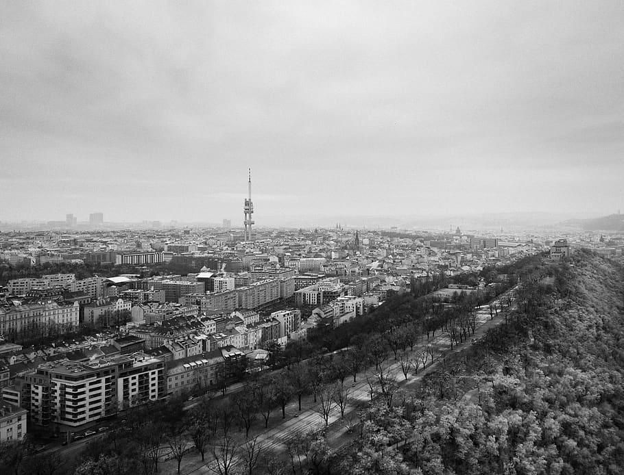 Prag, Tschechien, vítkov, Tschechisch, Schwarz und weiß, bw, Antenne, Stadt, Bäume, Natur, Winter, Drohne, die Architektur, Monument, Gebäudehülle, gebaute Struktur, Gebäude, Stadtbild, Himmel, High Angle View, überfüllt, Turm, Reiseziele, Wohngegend, wolke - himmel, Stadt leben, Tag, draußen, Wolkenkratzer, Bürogebäude außen, 2K