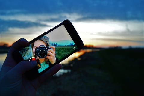 Hollanda, Eibergen, iphone 6, iphone6s, gün batımı, Güneş, gökyüzü, hava, Snapchat, seyyar, ayna, video, Selfportrait, portre, özçekim, özçekim çubugu, nikon, iphone, fotoğrafçılık temaları, bir kişi, fotoğraflama, teknoloji, tutma, aktivite, bulut - gökyüzü, gerçek insanlar, kamera - fotoğrafik donanımlar, doğa, boş zaman etkinliği, yaşam, kafadan vuruş, arazi, açık havada, fotoğrafik donanım, dijital kamera, fotoğrafçı, 5K, CC0, kamu malı, telif ücretsiz