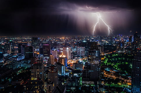 petir, kota, malam, langit, cuaca, hujan badai, spektakuler, dramatis, menyolok, badai petir, Cityscape, listrik, menyerang, Arsitektur, eksterior bangunan, struktur yang dibangun, bangunan, diterangi, kekuatan di alam, eksterior gedung perkantoran, awan - langit, badai, pencakar langit, orang banyak, cakrawala kota, modern, di luar rumah, dunia malam, 2K, CC0, domain publik, bebas royalti