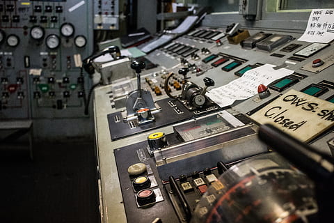 Kanada, goderich, řízení, tlačítka, absolventů, přepínače, auto, motorové vozidlo, přeprava, nikdo, způsob dopravy, technologie, detail, selektivní zaměření, vysoký úhel pohledu, kontrolní panel, uvnitř, město, zařízení, průmysl, architektura, velká skupina objektů, sdělení, spojení, čerpací stanice, stiskněte tlačítko, 5K, CC0, veřejná doména, bez autorských práv