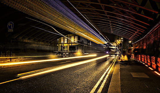 beton, road time lapse fotografering, arkitektur, asfalt, mørk, tom, aften, hovedvej, lyse striber, lys, lang eksponering, moderne, nat, vej, hastighed, gade, metro system, tidsforskydning, togstation, tunnel, by-, belyst, bevægelse, sløret bevægelse, transportmidler, lys spor, bygget struktur, by, vejen frem, retning, belysningsudstyr, faldende perspektiv, forbindelse, ingen mennesker, bro, udendørs, 2K, CC0, offentligt domæne, royaltyfrie