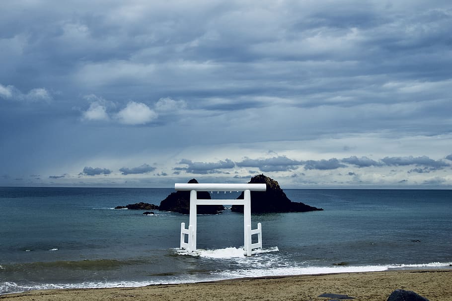 Japó, itoshima, cel, núvol - cel, mar, aigua, bellesa a la natura, horitzó, horitzó sobre l’aigua, escenics - natura, escena tranquil·la, terra, tranquil·litat, platja, naturalesa, cap gent, dia, escena no urbana, a l'aire lliure, arquitectura, idíl·lic, 5K