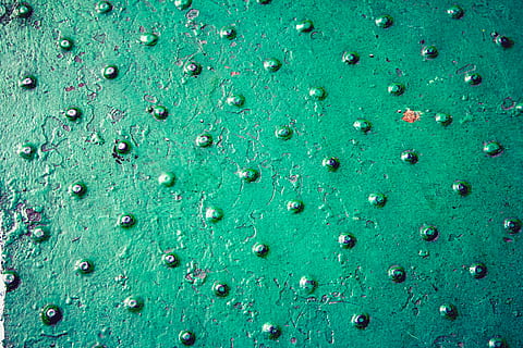 green, texture, road, pattern, highway, way, asphalt, tarmac, industry, iron, background, material, design, wallpapper, reflection, metal, surface, abstract, dirt road, gravel, backgrounds, green color, full frame, no people, textured, large group of objects, close-up, abundance, turquoise colored, day, in a row, textile, blue, nature, animal, multi colored, 5K, CC0, public domain, royalty free