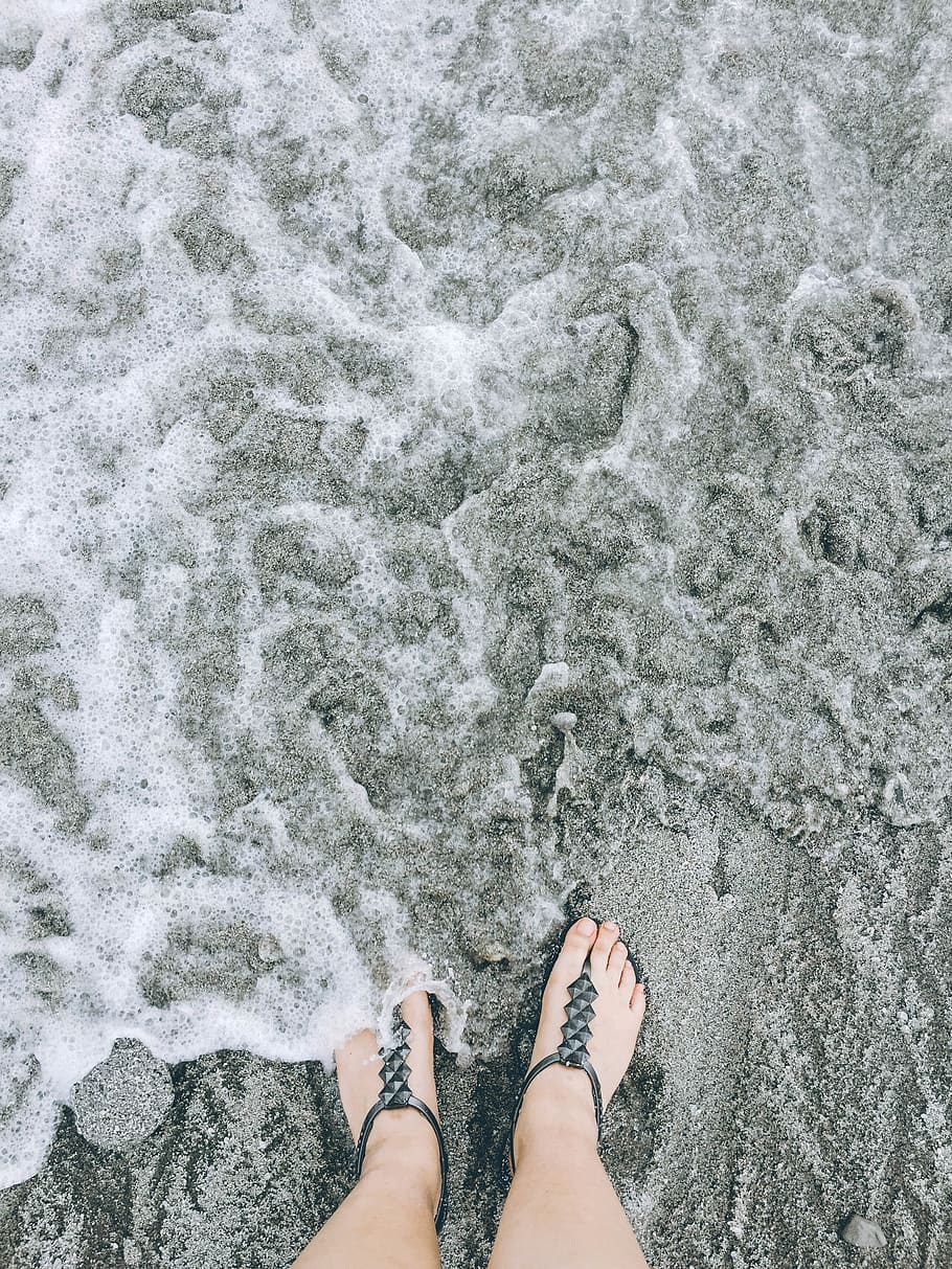 ชายหาด, คลื่น, ฟอง, ฟองฟอด, ทะเลโฟม, โฟม, ฟุต, จุดยืน, POV, เนื้อผ้า, ทะเล, มหาสมุทร, พื้นหลัง, การท่องเที่ยว, เขตร้อน, ทราย, ส่วนต่ำ, ขามนุษย์, ส่วนของร่างกาย, ส่วนหนึ่งของร่างกายมนุษย์, คนคนหนึ่ง, คนจริง, มุมมองส่วนบุคคล, กีฬาทางน้ำ, ท่อง, กิจกรรมยามว่าง, ที่ดิน, ไลฟ์สไตล์, มุมมองมุมสูง, น้ำ, เท้าเปล่า, เท้ามนุษย์, กลางแจ้ง, ข้อเท้าลึกลงไปในน้ำ, 2K