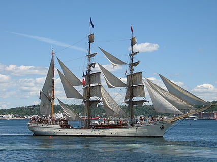 Canadà, halifax, vaixell nàutic, transport, aigua, manera de transport, veler, cel, mar, vela, vaixell, pol, màstil, naturalesa, núvol - cel, dia, cap gent, a l'aire lliure, vaixell alt, bandera, aparells, 2K, CC0, domini públic, lliure de regalies