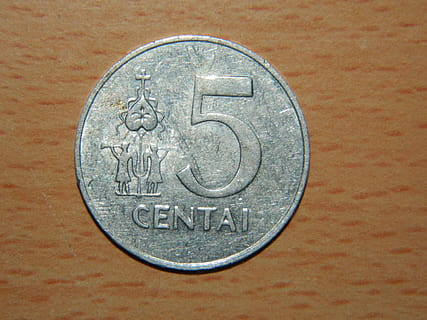 Geld, Litauen, Objekte, fünf, centai, Münze, Nahansicht, Geometrische Figur, Finanzen, Metall, Geschäft, Text, Kreis, Währung, silberfarben, einzelnes Objekt, keine Leute, Reichtum, gestalten, westliche Schrift, Nummer, direkt darüber, drinnen, Stillleben, Kommunikation, Wirtschaft, 1080P, CC0, gemeinfrei, lizenzfrei