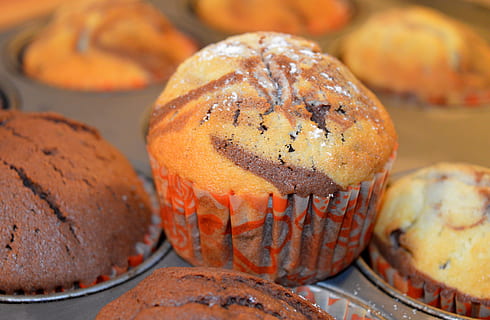 muffinit, kakku, leipoa, kuppikakku, herkullinen, schokoladenmuffins, ruoka ja juoma, ruoka, makea ruoka, paistettu, makea, jälkiruoka, tuoreus, lähikuva, ei ihmisiä, ateria, valmis syömään, hedelmä, muffinssi, ryhmä kohteita, sisällä, juhla, hemmottelu, keittiö, kotitekoinen, houkutus, välipala, laittaa ruokaa, 5K, CC0, public domain, rojaltivapaa