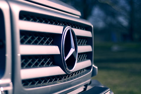 merces, Auto, Marken, Porträt, Mercedes, merc, Luxus, der Verkehr, Fahrzeug, Sportwagen, schnell, Design, Motor-, Automobil, mercer, Sport, Geschwindigkeit, Mercedes Benz, keine Leute, Fokus auf den Vordergrund, Nahansicht, Technologie, Metall, Tag, selektiver Fokus, Muster, Gras, draußen, Kommunikation, Kunst, Kultur und Unterhaltung, Feld, Ausrüstung, Natur, schwarze Farbe, Abwesenheit, Musik-, die Architektur, Rad, 5K, CC0, gemeinfrei, lizenzfrei