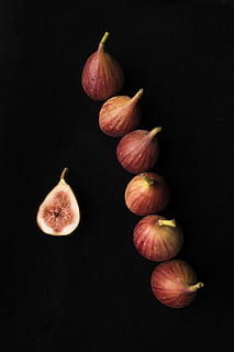 enam, Bawang, hitam, permukaan, ara, buah, baris, gelap, berbaring datar, vegan, vegetarian, makan, makanan, pencuci mulut, minimal, berduri, paku, bersemangat, eksotik, gerbera, plumerium, berpuncak runcing, banyak, anggrek, organik, matang, kesegaran, Makanan vegetarian, makan sehat, mengiris, merapatkan, alam, warna hitam, latar belakang, benih, merah, ungu, persilangan, latar belakang hitam, bahan, objek tunggal, tidak ada orang, gourmet, sayur-mayur, vitamin, makanan dan minuman, makanan mentah, diet, minuman, terpencil, makro, tembakan studio, putih, sekelompok objek, makanan manis, 5K, CC0, domain publik, bebas royalti