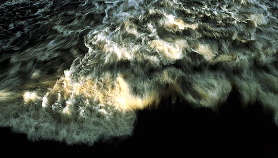 Fotografie, plantschen, Wasser, dunkel, Licht, Bewegung, Ozean, Sand, Meer, Seeschaum, Strand, Wellen, keine Leute, Welle, Natur, Schönheit in der Natur, Bewegungsunschärfe, draußen, Kraft in der Natur, Leistung, Vollbild, Himmel, Langzeitbelichtung, wolke - himmel, Hintergründe, Szenen - Natur, Sonnenuntergang, Sport, 5K, CC0, gemeinfrei, lizenzfrei