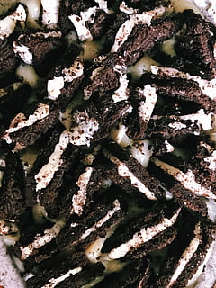velikonoční, pascoa, velikonoční vajíčko, velikonoční vajíčka, ovo de páscoa, ovos de páscoa, oreo, oreo plněné velikonoční vajíčko, čokoládové velikonoční vajíčko, ovo de colher, ovo de oreo, konfederace, cukrovinky, cookie, cookies, biscoito, biscoitos, bolacha, bolchas, época de páscoa, jídlo a pití, jídlo, celý rám, pozadí, stálý život, detail, nikdo, uvnitř, požitek, svěžest, připraven jíst, pokušení, zeleniny, sladké jídlo, dezert, blahobyt, Zdravé stravování, sladký, přímo nad, plátek, obloha, večeře, vegetariánské jídlo, 4K, CC0, veřejná doména, bez autorských práv