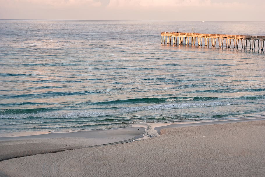 plajă, ocean, dig, nisip, vară, albastru, paradis, mare, apă, cer, teren, mişcare, orizont, scenice - natura, frumusețe în natură, apus de soare, orizontul peste apă, natură, val, liniște, arhitectură, o scenă liniștită, surfing, sport acvatic, în aer liber, 4K
