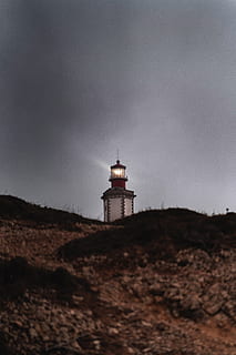 zapnul maják, maják, Portugalsko, věž, budova, architektura, nebe, směr, mrak - nebe, vedení, stavba, exteriér budovy, Příroda, přistát, ochrana, bezpečnostní, bezpečnost, nikdo, venku, nízký úhel pohledu, scenics - příroda, 5K, CC0, veřejná doména, bez autorských práv