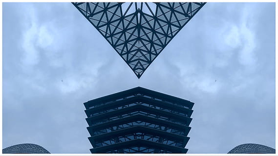 , cielo, Inquadratura dal basso, architettura, struttura costruita, esterno dell'edificio, nuvola - cielo, nessuno, edificio per uffici esterno, natura, giorno, ufficio, moderno, costruzione, città, all'aperto, alto - alto, grattacielo, Torre, filtro di post produzione automatico, trasferimento stampa, direttamente sotto, 4K, CC0, dominio pubblico, privo di copyright