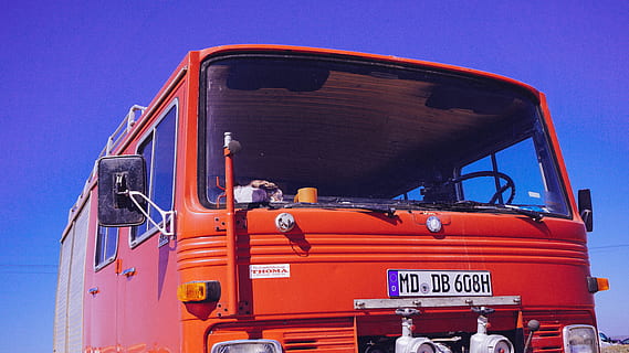 van, red, blue, simple, drive, car, transportation, transport, mode of transportation, land vehicle, fire engine, truck, occupation, accidents and disasters, clear sky, rescue, nature, firefighter, commercial land vehicle, text, day, sky, emergency services occupation, outdoors, 5K, CC0, public domain, royalty free