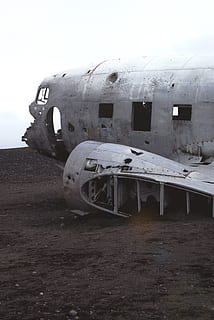 gråt brudt plan, luftfartøj, fly, transportmidler, forladt, transportform, beskadiget, himmel, forældet, rejse, nedgang, dag, jord, natur, forringelse, ulykker og katastrofer, kørt ned, krak, ingen mennesker, gammel, historie, ødelagt, luftfartsindustrien, nedrevet, flåde, 4K, CC0, offentligt domæne, royaltyfrie
