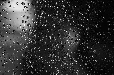 gocce d'acqua, bicchiere, pulito, chiaro, avvicinamento, rugiada, messa a fuoco, h2o, liquido, liquidità, macro, purezza, pioggia, gocce di pioggia, acqua, bagnato, far cadere, finestra, trasparente, goccia di pioggia, fotogramma intero, vetro - materiale, sfondi, nessuno, in casa, natura, stagione piovosa, condensazione, concentrarsi sulle conoscenze acquisite, 5K, CC0, dominio pubblico, privo di copyright