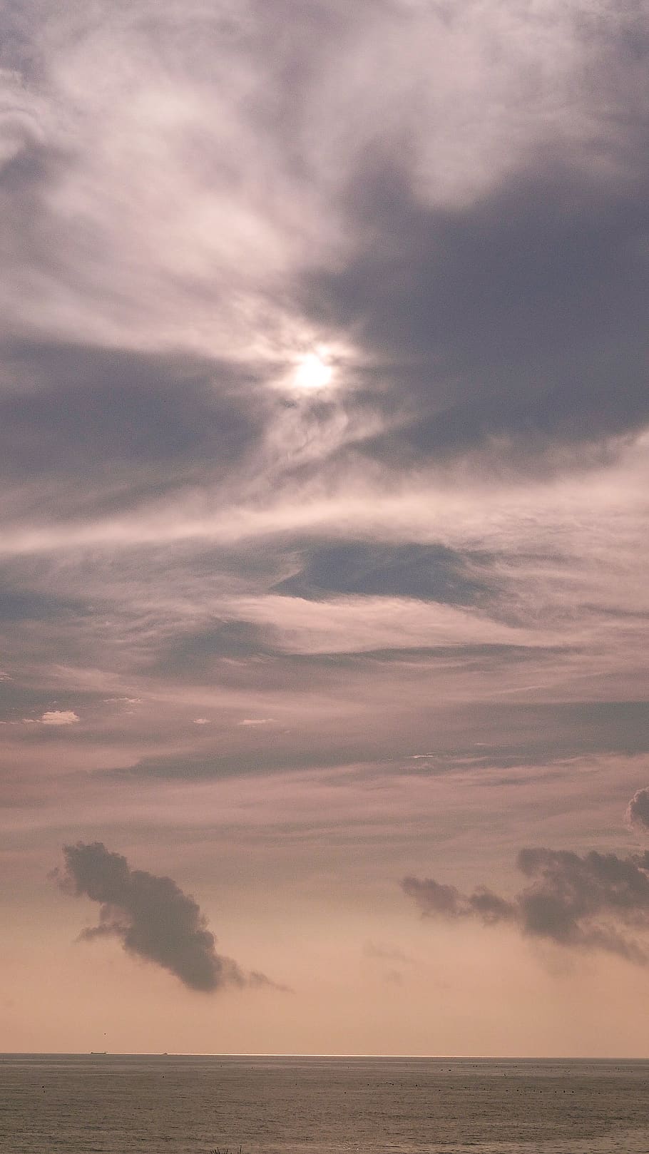 sol, núvol, mar, oceà, Corea, donghae, cel, núvol - cel, bellesa a la natura, tranquil·litat, escenics - natura, aigua, horitzó, escena tranquil·la, naturalesa, horitzó sobre l’aigua, posta de sol, cap gent, idíl·lic, a l'aire lliure, davant del mar, escena no urbana, remot, 4K