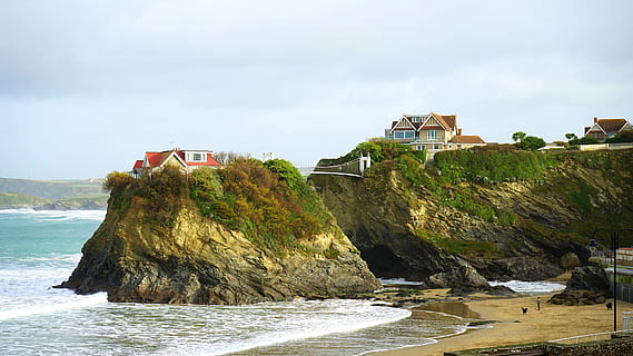 nature, elevated, cliffs, plateau, houses, water, sea, ocean, beach, architecture, built structure, building exterior, sky, land, rock, solid, building, rock - object, day, no people, cliff, cloud - sky, scenics - nature, outdoors, 1080P, CC0, public domain, royalty free