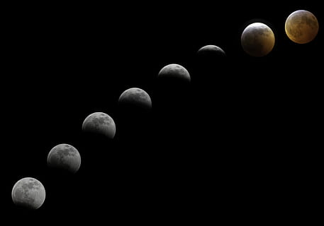 måneformørkelse, rom, måne, astronomi, himmel, natt, formørkelse, svart bakgrunn, ingen folk, natur, fullmåne, naturlig fenomen, utendørs, vitenskap, form, halvmåne, sfære, måneskinn, utforsking av verdensrommet, bane rundt, skjønnhet i naturen, digital kompositt, planetmåne, 5K, CC0, offentlig domene, opphavsrett gratis