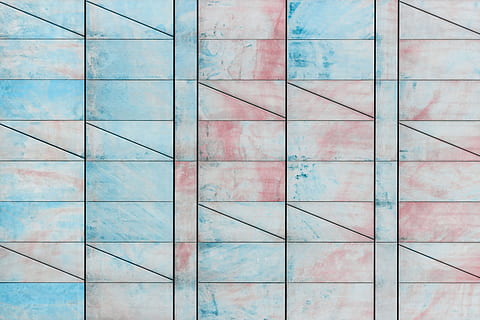 blu, rosso, astratto, pittura, struttura, marmo, piazza, triangolo, diagonale, verticale, orizzontale, linea, ciano, colore, modello, parete, fotogramma intero, sfondi, nessuno, struttura costruita, giorno, caratteristica della parete, architettura, strutturato, in casa, pavimentazione, design, piastrella, multicolore, avvicinamento, forma, forma geometrica, pavimento piastrellato, 5K, CC0, dominio pubblico, privo di copyright
