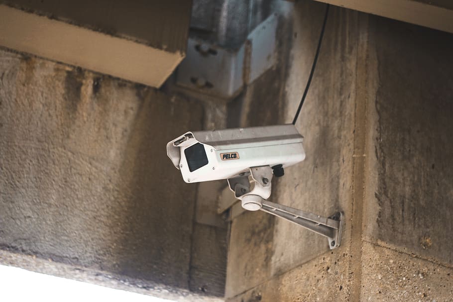 seguretat, càmera, cam, pelco, tecnologia, metall, a l'interior, càmera de seguretat, protecció, cap gent, primer pla, vigilància, funció de construcció de parets, sistema de seguretat, connexió, enfocament selectiu, centrar-se en primer pla, electricitat, temes de fotografia, dia, càmera - equip fotogràfic, control, Font d'alimentació, component elèctric, 4K