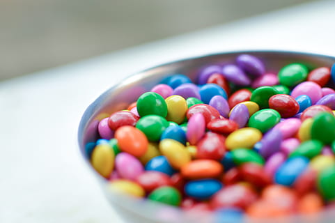 mandms, chocolate, candy, colours, colors, bowl, food, multi colored, food and drink, large group of objects, selective focus, sweet food, sweet, abundance, close-up, indoors, choice, no people, unhealthy eating, variation, indulgence, pastel colored, icing, temptation, 4K