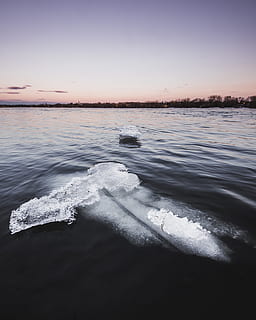 Canada, Laval, ciel, des nuages, lever du soleil, le coucher du soleil, Soleil, du froid, printemps, eau, rivière, actuel, à l'extérieur, couleurs, blanc, neige, ville, fusion, la glace, température froide, hiver, beauté dans la nature, paysages - nature, tranquillité, scène tranquille, la nature, personne, congelé, mer, terre, mouvement, en plein air, 2K, CC0, domaine public, libre de droits