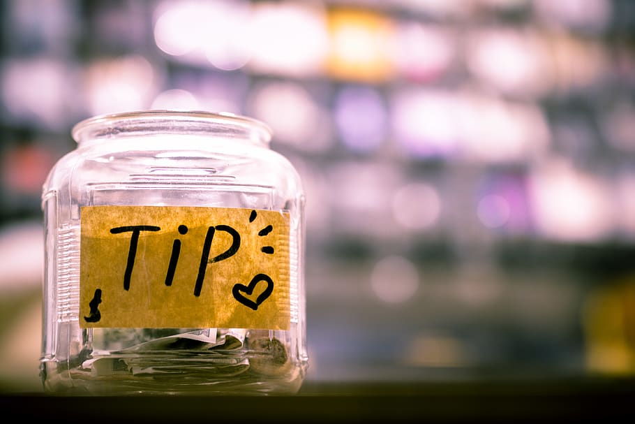 pot de vidre transparent, vietnam, consell, jar, diners, interior, amor, bokeh, moneda, nota, bolígraf, escriure, signe, cor, treballar, negocis, diners en efectiu, ketchup, condiment, menjar, alcohol, contenidor, vidre - material, centrar-se en primer pla, text, cap gent, menjar i beguda, etiqueta, primer pla, guió occidental, transparent, comunicació, a l'interior, taula, frescor, ampolla, beure, missatge, 5K