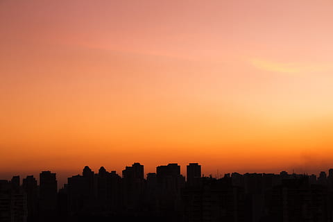 bouwconstructies, hemel, zonsondergang, dageraad, natuur, buitenshuis, rode lucht, zonsopkomst, schemer, Sao Paulo, Brazilië, wolkenkrabber, downtown, hoge stijging, horizon, stad, gebouw, landschap, oranje, donker, silhoutte, buitenkant van het gebouw, architectuur, silhouet, Oranje kleur, ingebouwde structuur, stadsgezicht, geen mensen, stedelijke skyline, kopie ruimte, schoonheid in de natuur, scenics - natuur, stadsleven, woonwijk, wolk - lucht, kantoorgebouw buitenkant, romantische hemel, 5K, CC0, publiek domein, royaltyvrij