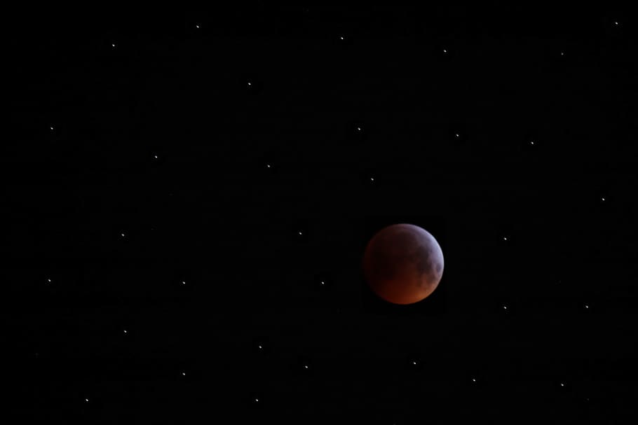 planeta blanc, lluna, nit, naturalesa, a l'aire lliure, Eclipse de lluna, eclipsi, astronomia, espai exterior, univers, espai, Cysoing, França, estrella, fotografia, fotògraf, foto, fotografies, lluna de sang, sang, cel, estrella - espai, bellesa a la natura, escenics - natura, tranquil·litat, idíl·lic, color taronja, planeta - espai, lluna plena, cap gent, forma, cercle, forma geomètrica, fenomen natural, astrologia, 5K