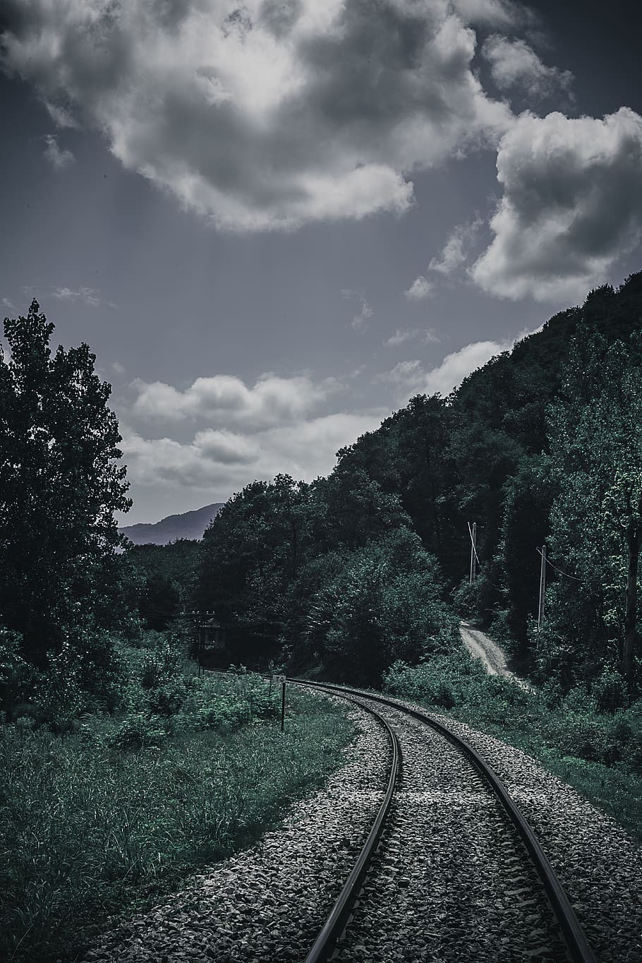 iran, lafoor, núvol - cel, cel, arbre, planta, transport per ferrocarril, pista, el camí a seguir, vies del ferrocarril, transport, direcció, naturalesa, cap gent, perspectiva decreixent, dia, tranquil·litat, terra, medi ambient, escena tranquil·la, punt de fuga, creixement, a l'aire lliure, llarg, 5K