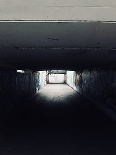 interior underpass, terowongan, jerman, bingen am rhein, hindenburganlage, kota, jalan, cahaya, bayangan, pariwisata, bawah tanah, gelap, cahaya redup, ambien, Abu-abu, hijau tua, kehidupan kota, tanaman, urban, Arsitektur, jalan lurus, arah, struktur yang dibangun, fitur dinding - bangunan, dalam ruangan, tidak ada orang, cahaya di ujung terowongan, plafon, kosong, hari, perspektif yang berkurang, bangunan, dinding, arcade, angkutan, koridor, underpass, panjang, garasi parkir, 4K, CC0, domain publik, bebas royalti