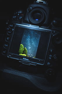 negru, nikon dslr camera, aparat foto, a închide, întuneric, Electronică, echipament, în interior, modern, camera nikon, portabil, ecran, stele, tehnologie, fără fir, imagini de licență, nici o persoana, fotografii tematice, comunicare, aparat de fotografiat - echipament fotografic, tehnologia fără fir, conexiune, echipament fotografic, calculator, natură moartă, vedere în unghi mare, computere, echipamente de calcul, stil retro, text, industrie, camera digitala, Echipament electric, 4K, CC0, domeniu public, fără drepturi de autor