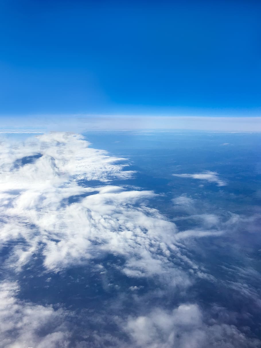 terra, cel, vista, núvols, horizont, espai, planeta, món, globus, llum, global, atmosfera, exploració, astronomia, galàxia, òrbita, galàctica, eclipsi, alt, blau, núvol - cel, cloudscape, escenics - natura, vista aèria, naturalesa, medi ambient, bellesa a la natura, cap gent, tranquil·litat, escena tranquil·la, dia, idíl·lic, a dalt, a l'aire lliure, meteorologia, vent, suavitat, 4K